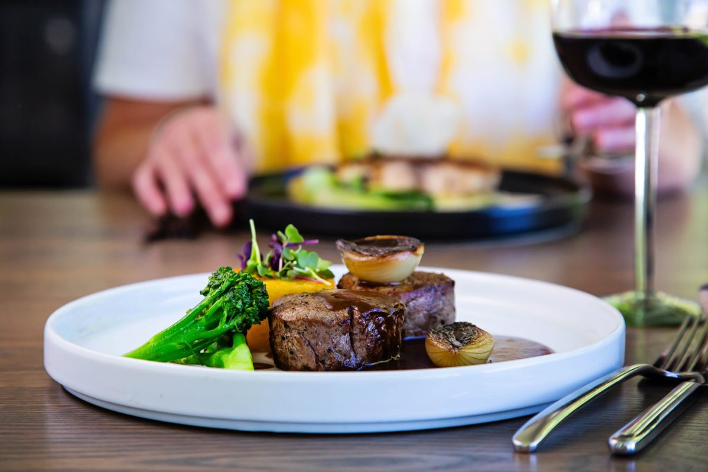 La Petite Ferme Red Wine Beef Fillet | La Petite Ferme